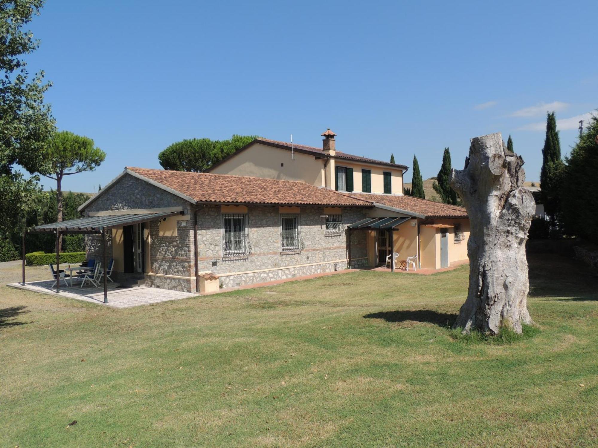 Podere Il Mulino Pieve di Santa Luce 部屋 写真